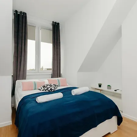 Shortstaypoland Piekna Варшава Екстер'єр фото